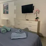 Ponderosa Americas Адехе